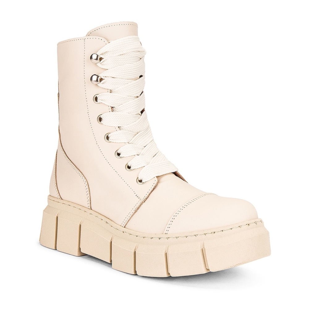 ALOHAS Can Can boots